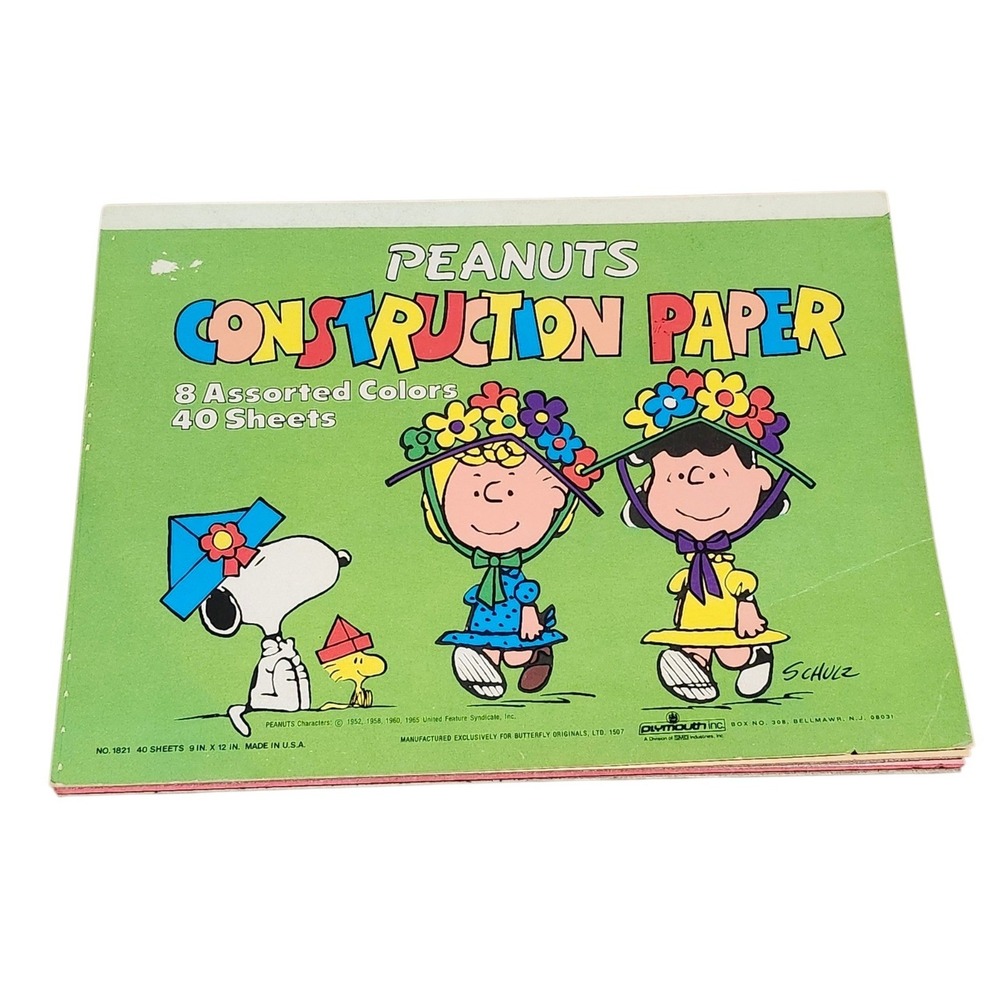 Vintage 1965 PEANUTS‎ Construction Paper 8 Assorted Colors 40 Sheets Or